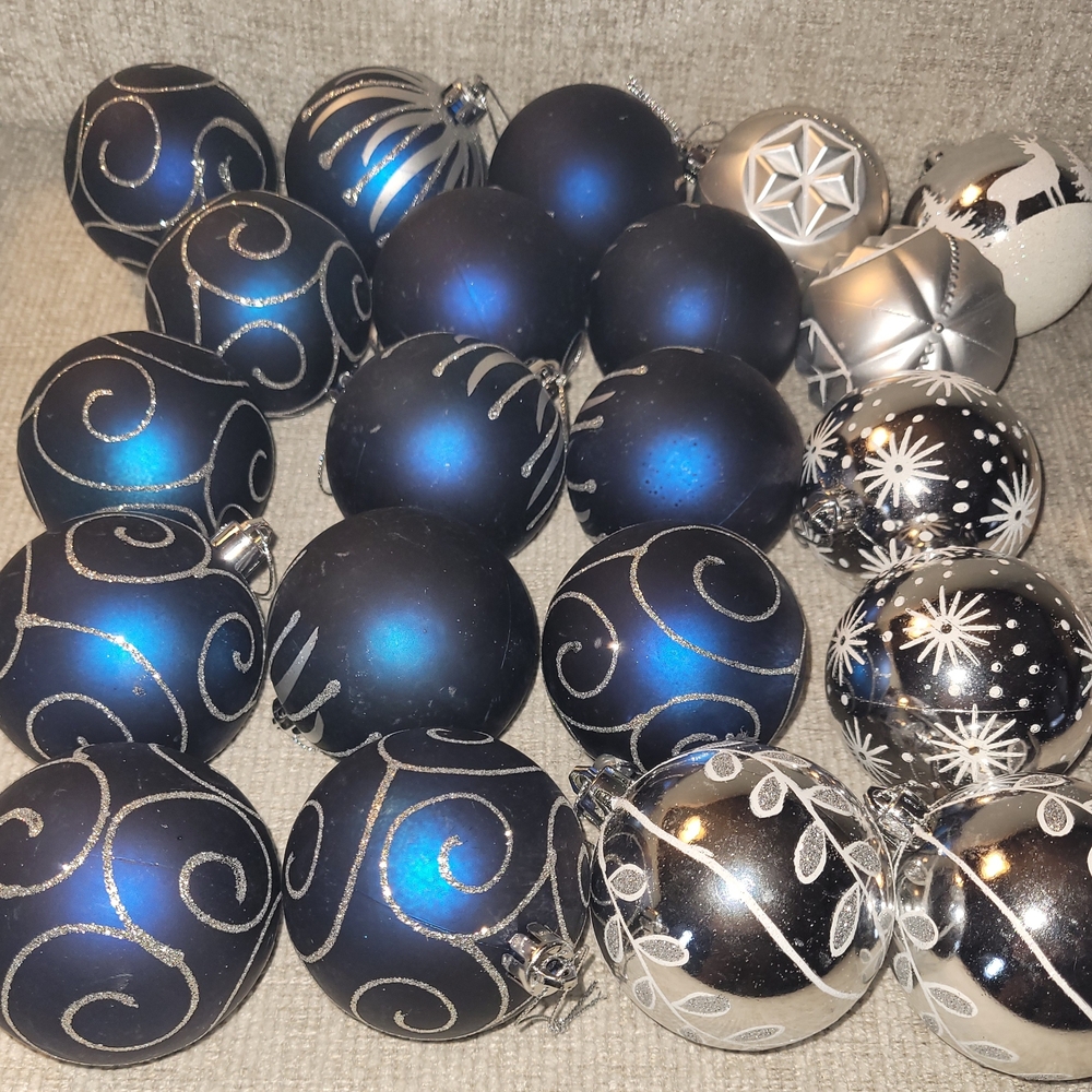 Elegant Blue and Silver Holiday Ornaments